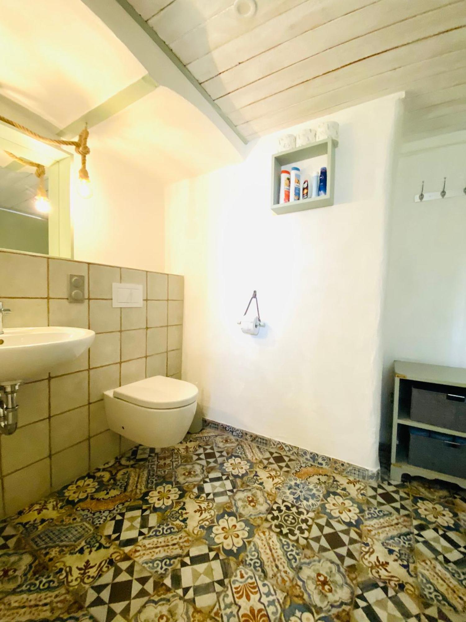 Ganze Wohnung - Erdgeschoss - Sehr Ruhig - Hundefreundlich - Regendusche - Bodenheizung - Kueche - Easy Check-In Mit Schluesselbox Nehren  Exteriör bild